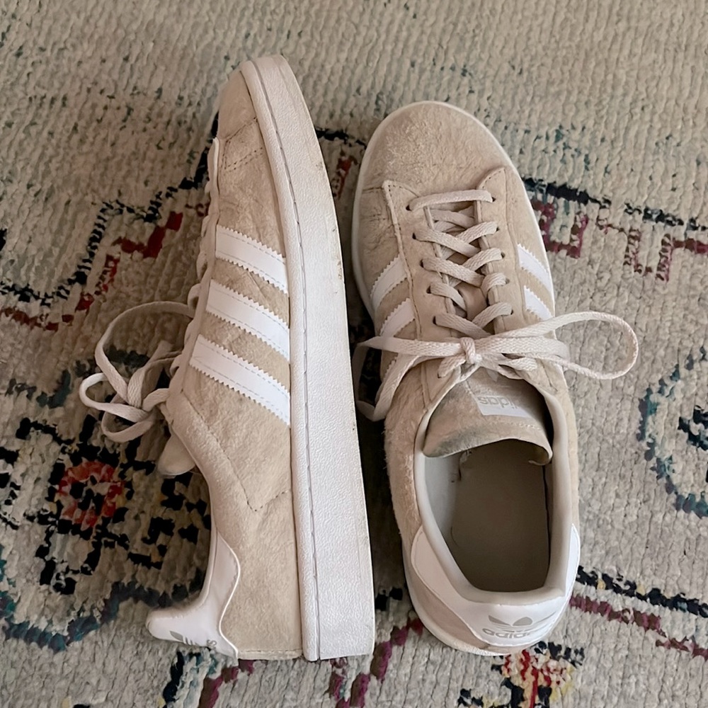 Adidas Neutral Sneakers ☀️ 8.5